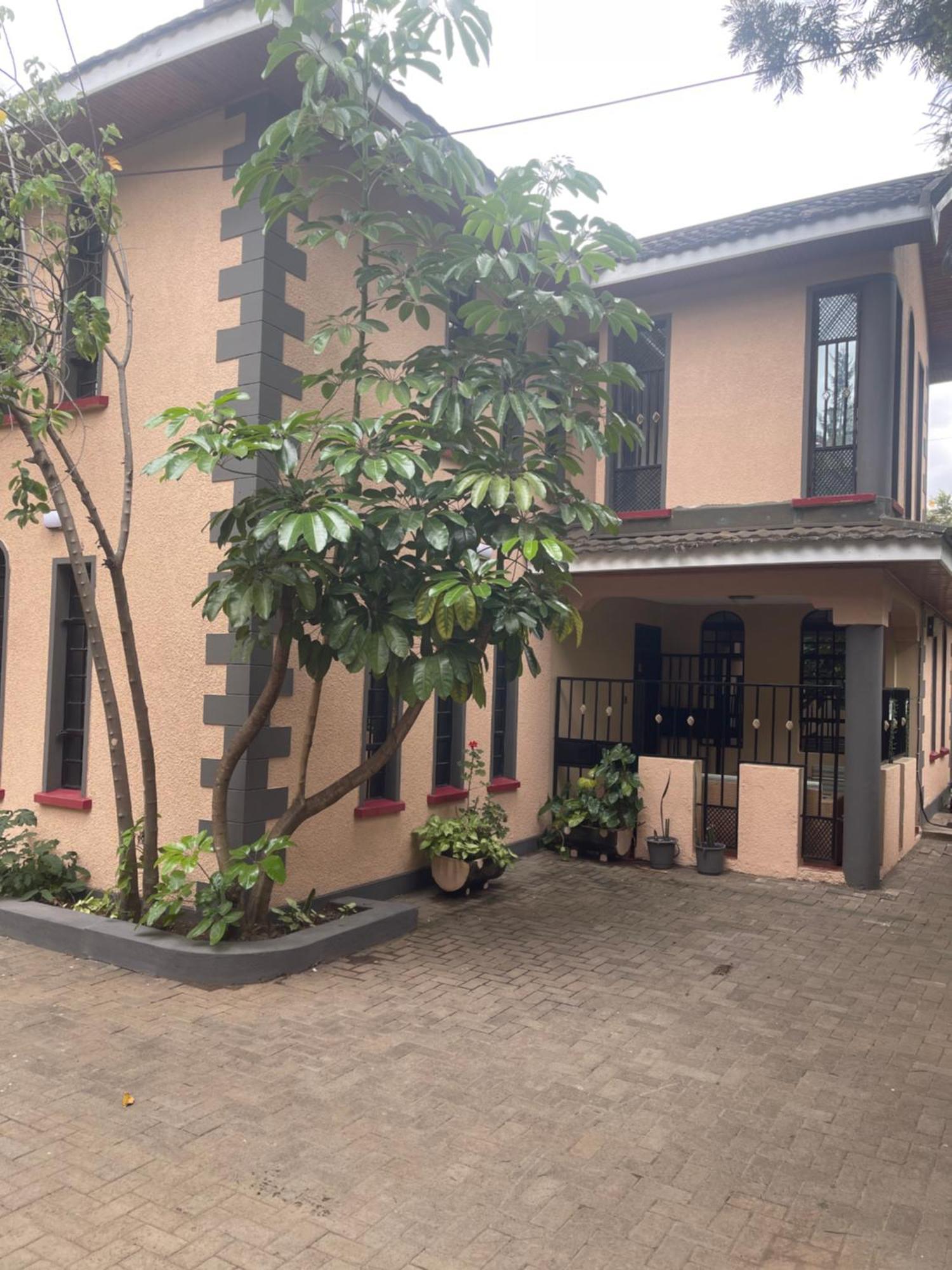 Palm Nest - Near Jkia Hotel Syokimau Exterior photo